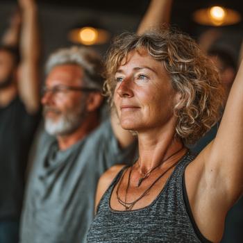 Команда clindarek працює з клієнтами